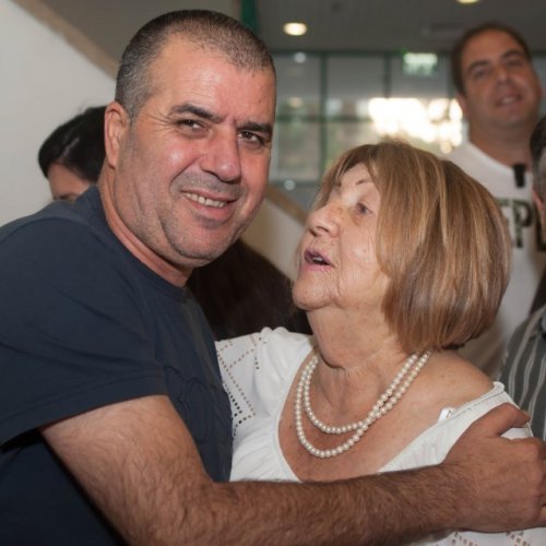 יקיר הקריה - תשע