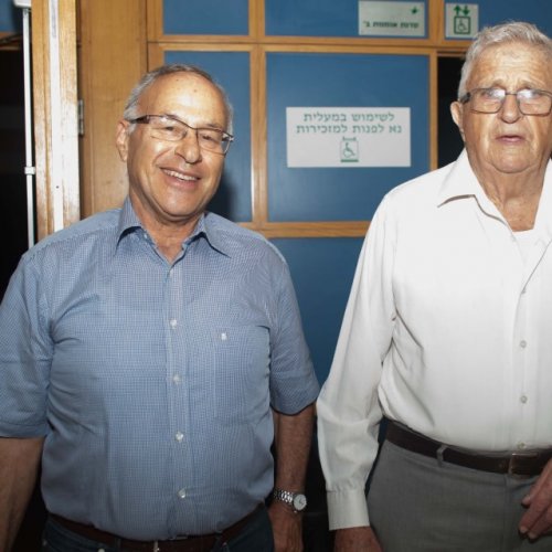 יקיר הקריה - תשע