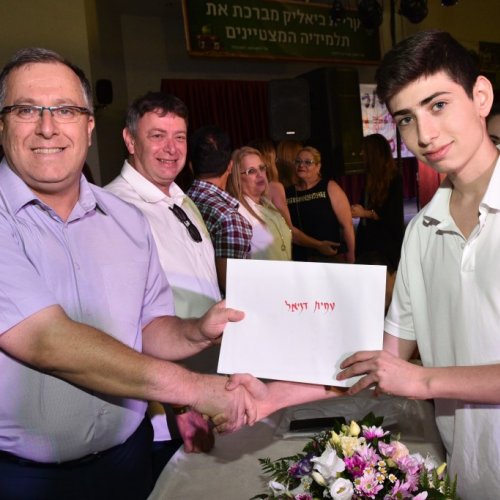 ‏מצטייני ראש העיר 2017  - חטיבות הביניים