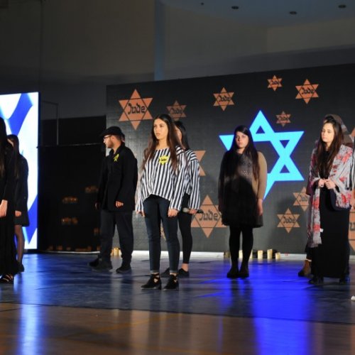 טקס יום הזיכרון לשואה ולגבורה תשע
