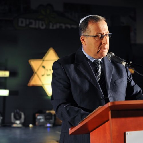טקס יום הזיכרון לשואה ולגבורה תשע