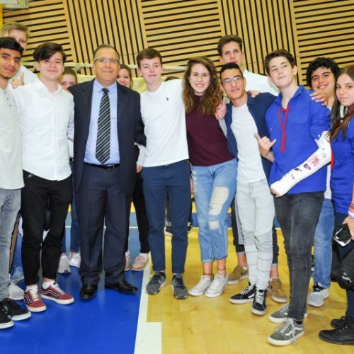 טקס יום הזיכרון לשואה ולגבורה תשע