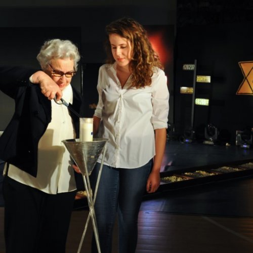 טקס יום הזיכרון לשואה ולגבורה תשע