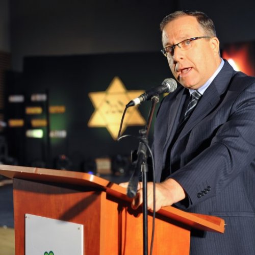 טקס יום הזיכרון לשואה ולגבורה תשע