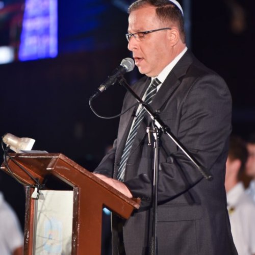 טקס יום הזיכרון לחללי מערכות ישראל תשע