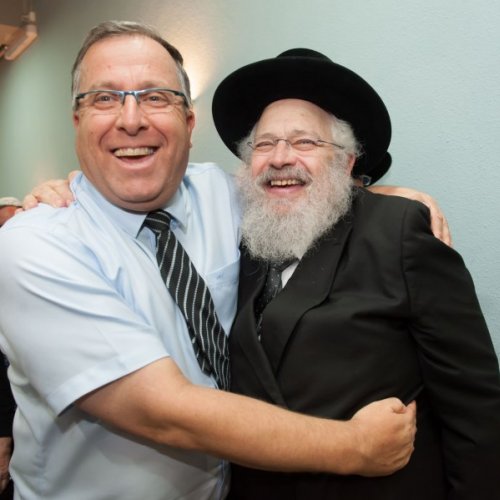 יקיר הקריה - תשע
