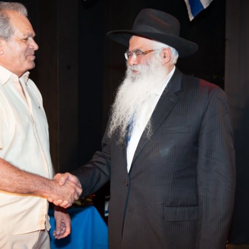 יקיר הקריה - תשע