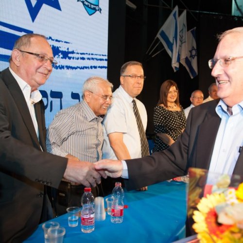 יקיר הקריה - תשע