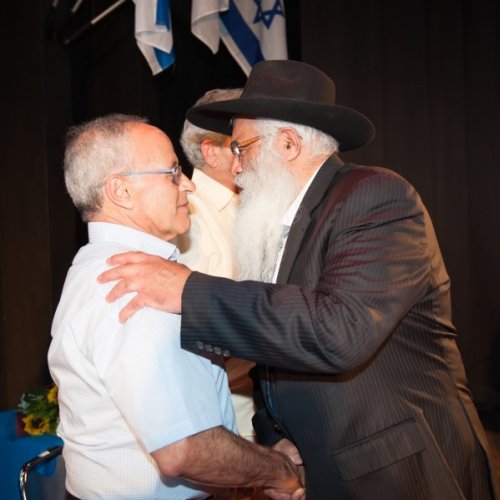 יקיר הקריה - תשע