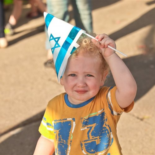 ילדי הגנים חוגגים עצמאות 71 למדינת ישראל
