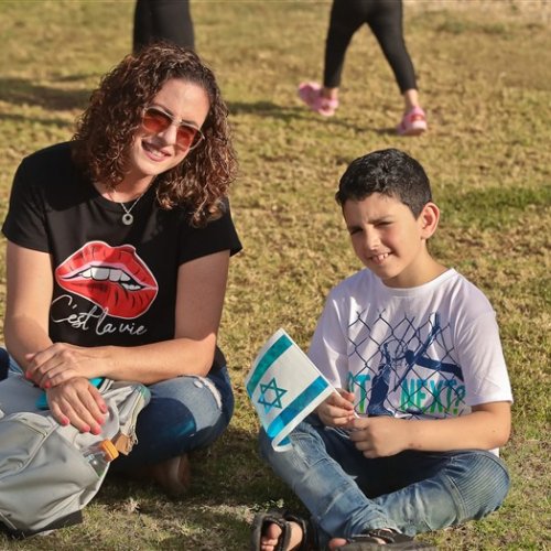 ילדי הגנים חוגגים עצמאות 71 למדינת ישראל