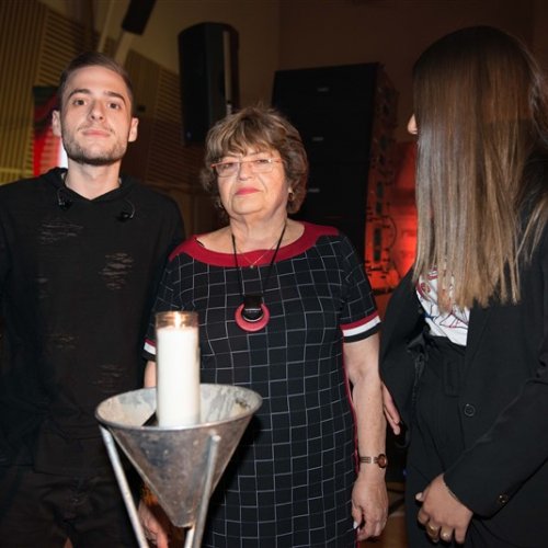 טקס יום הזיכרון לשואה ולגבורה תשע