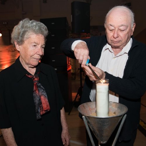 טקס יום הזיכרון לשואה ולגבורה תשע