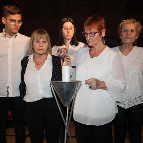 טקס יום הזיכרון לשואה ולגבורה תשע