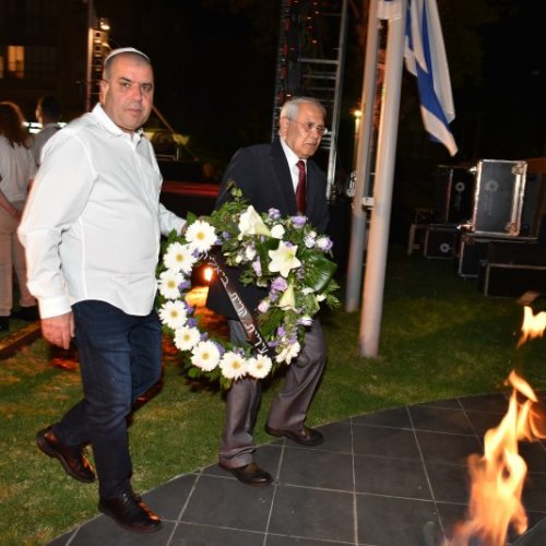 טקס יום הזיכרון לחללי מערכות ישראל תשע