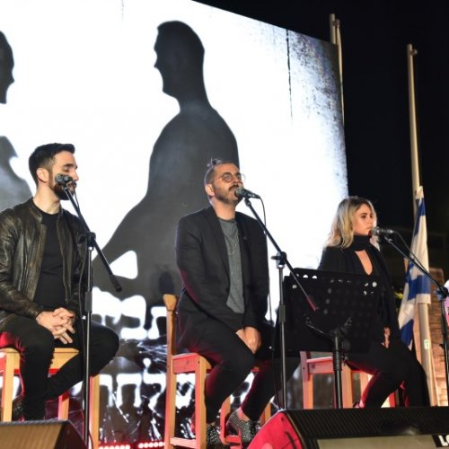 הנוער זוכר ושר - עילי בוטנר וילדי החוץ 
