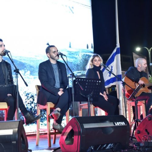 הנוער זוכר ושר - עילי בוטנר וילדי החוץ 