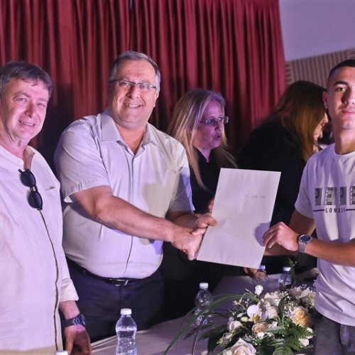 ‏מצטייני ראש העיר 2019 - חטיבות הביניים