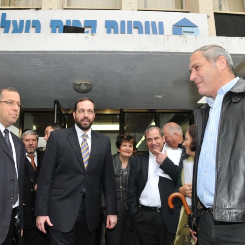 ביקור השר אטיאס - שר הבינוי והשיכון בקרית ביאליק