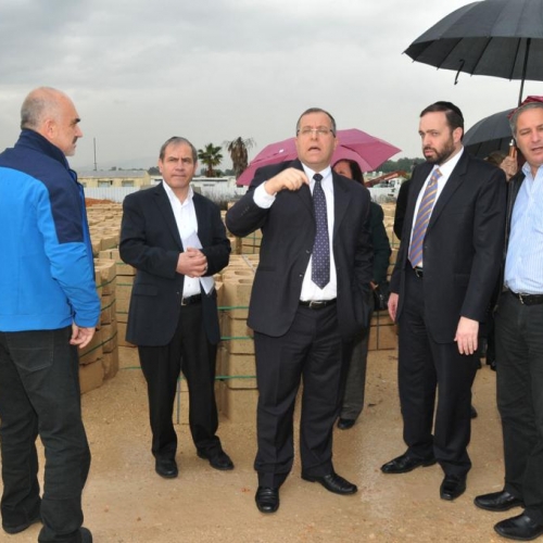 ביקור השר אטיאס - שר הבינוי והשיכון בקרית ביאליק