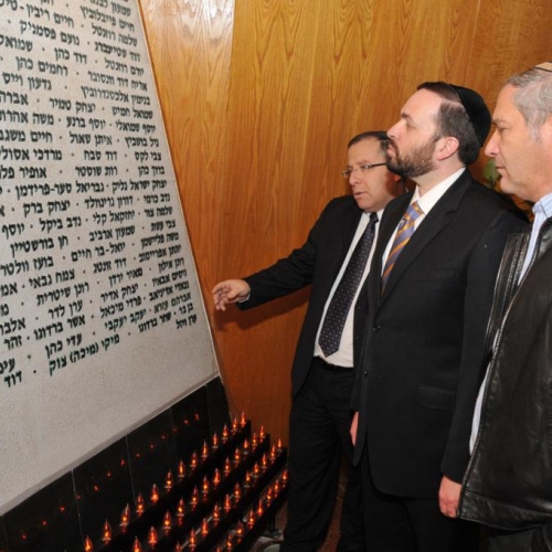 ביקור השר אטיאס - שר הבינוי והשיכון בקרית ביאליק