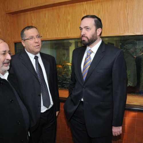 ביקור השר אטיאס - שר הבינוי והשיכון בקרית ביאליק
