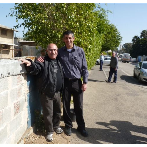 נטיעות באזור התעשייה בקרית ביאליק