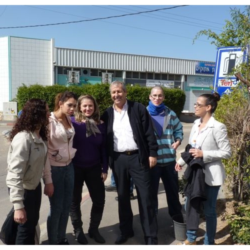 תמונות משלחת מהעיר זסטפוני בגיאורגיה בביקור בנקודת המשטרה בקרית ביאליק
