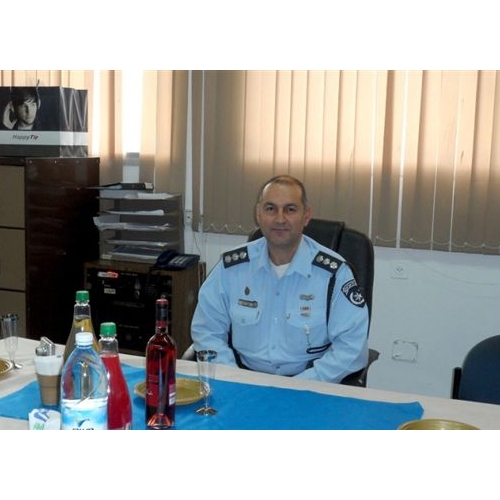 תמונות משלחת מהעיר זסטפוני בגיאורגיה בביקור בנקודת המשטרה בקרית ביאליק