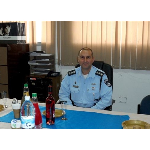 תמונות משלחת מהעיר זסטפוני בגיאורגיה בביקור בנקודת המשטרה בקרית ביאליק