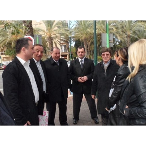 תמונות משלחת מהעיר זסטפוני בגיאורגיה בביקור בנקודת המשטרה בקרית ביאליק