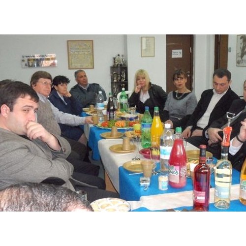 תמונות משלחת מהעיר זסטפוני בגיאורגיה בביקור בנקודת המשטרה בקרית ביאליק
