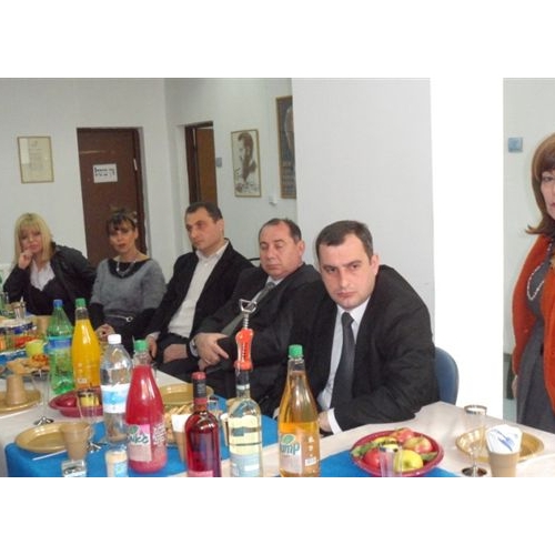תמונות משלחת מהעיר זסטפוני בגיאורגיה בביקור בנקודת המשטרה בקרית ביאליק