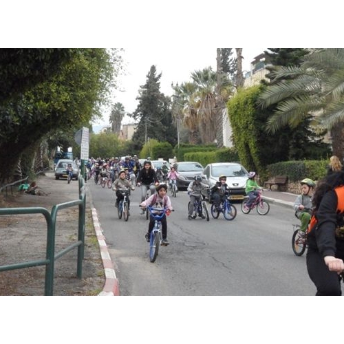 הפנינג אור ירוק קרית ביאליק