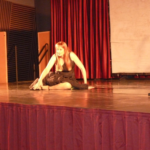 מופע לציון יום האישה הבינלאומי - מיקי קם - בקרית ביאליק 11.3.12