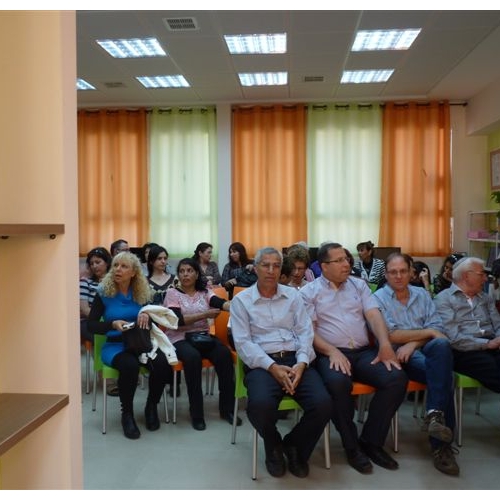 חנוכת הספרייה ביה