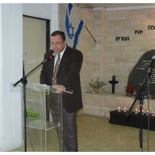 תמונות טקס חנוכת אנדרטת הבנים בעיר