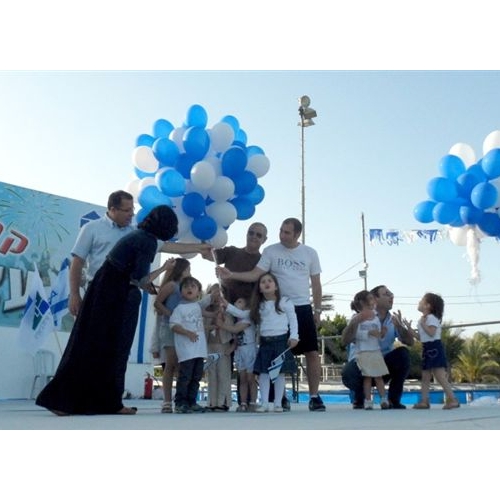 ילדי הגנים חוגגים עצמאות 64 למדינת ישראל