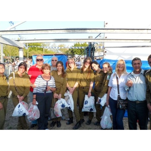 ילדי הגנים חוגגים עצמאות 64 למדינת ישראל