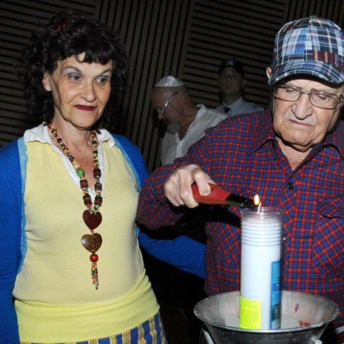 טקס יום הזיכרון לשואה ולגבורה תשע