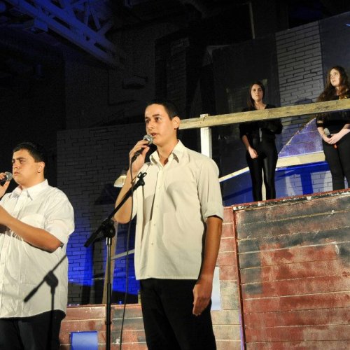 טקס יום הזיכרון לשואה ולגבורה תשע