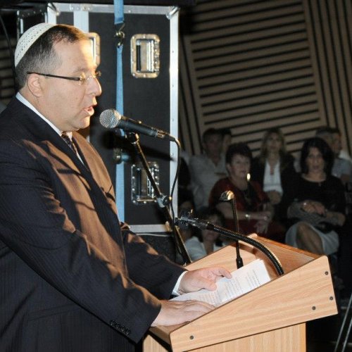 טקס יום הזיכרון לשואה ולגבורה תשע