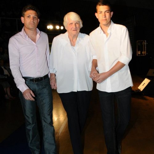 טקס יום הזיכרון לשואה ולגבורה תשע