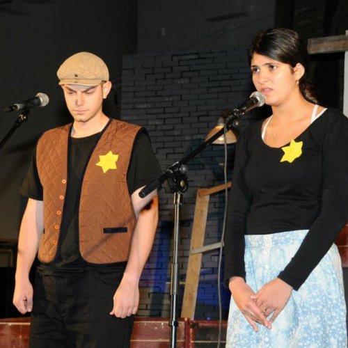 טקס יום הזיכרון לשואה ולגבורה תשע