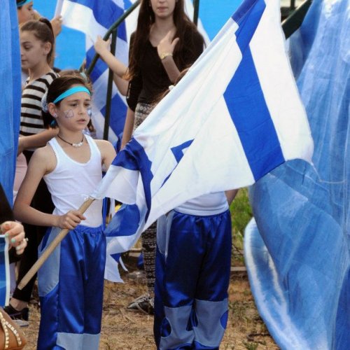 ילדי הגנים חוגגים עצמאות 65 למדינת ישראל