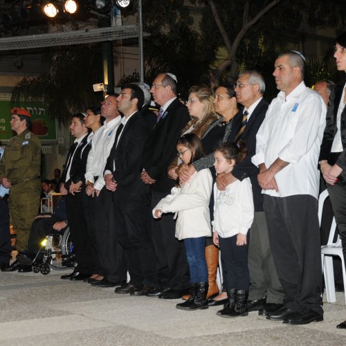 טקס יום הזכרון לחללי מערכות ישראל בני הקריה תשע