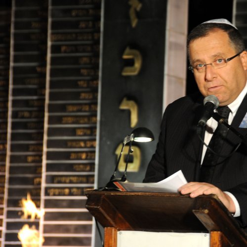 טקס יום הזכרון לחללי מערכות ישראל בני הקריה תשע