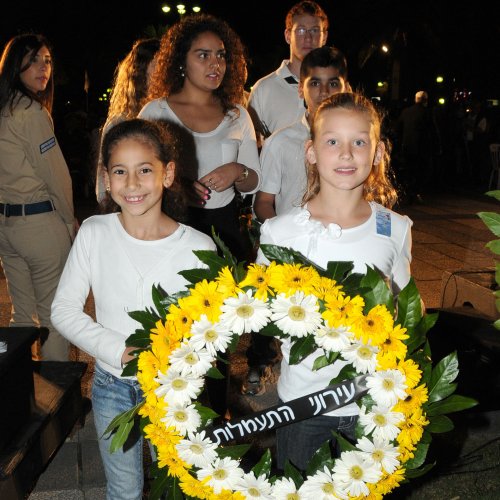 טקס יום הזכרון לחללי מערכות ישראל בני הקריה תשע