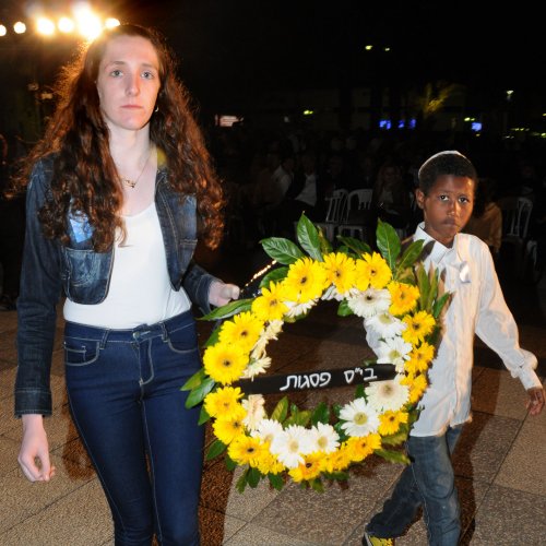 טקס יום הזכרון לחללי מערכות ישראל בני הקריה תשע