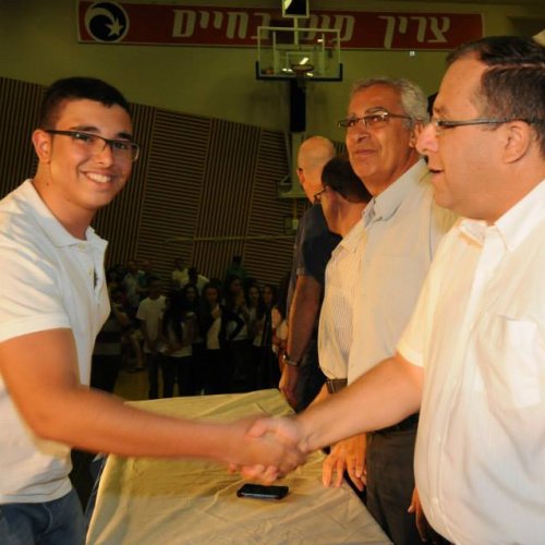 טקס מצטייני ראש העיר - חטיבות הביניים וחטיבה עליונה - תשע